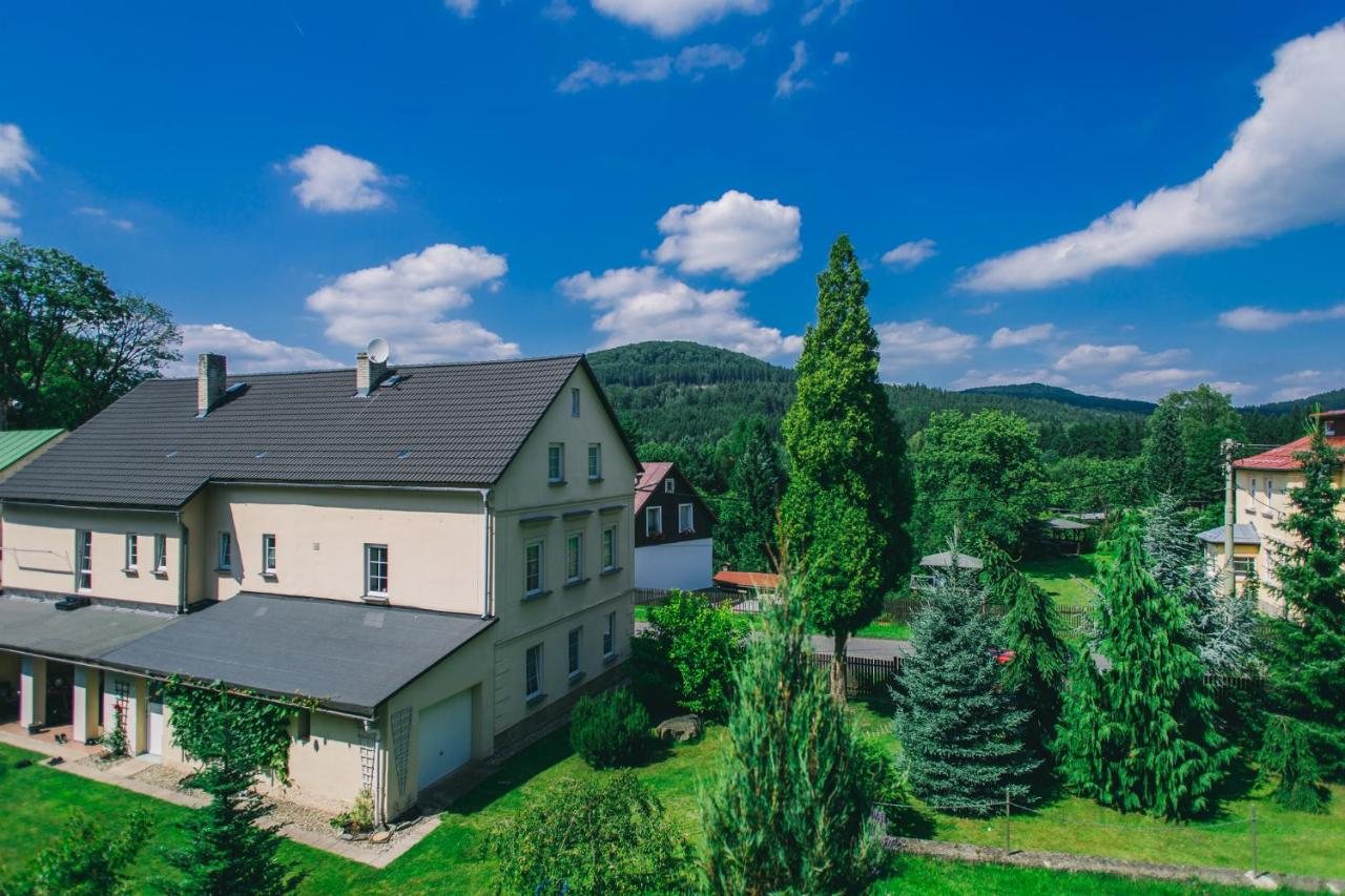 Lusatia House se zahradou
